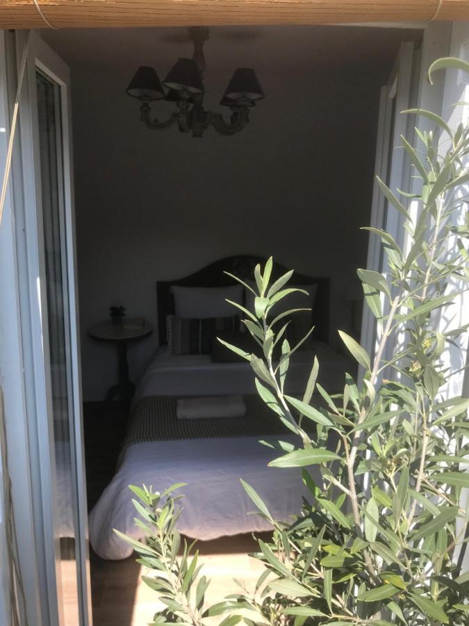 Tinyhouse Inn Saint-Germain-Des-Pres パリ エクステリア 写真